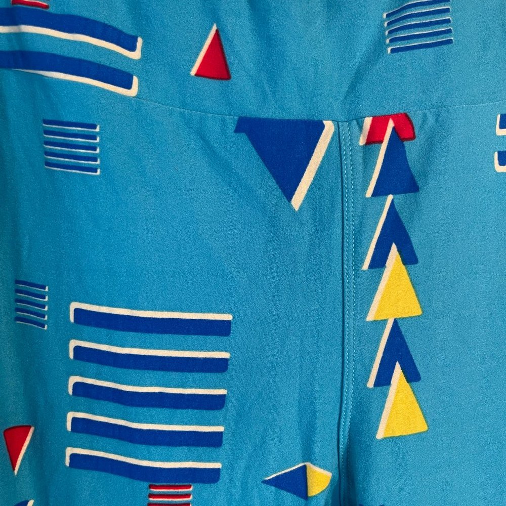 COPY - 20% off 3+ items LuLaRoe cute geometric leggings in Tall & Curvy. NEVER …